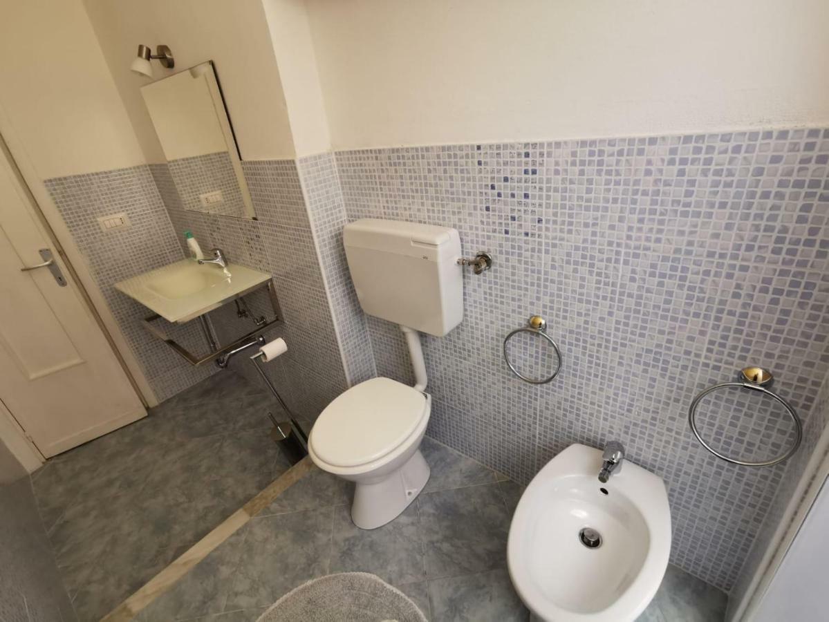 Rooms For Rent 67 Sassari Esterno foto